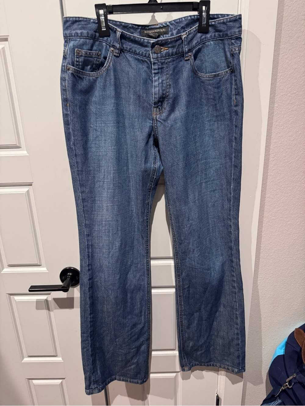 Banana Republic Women’s Size 8 Medium Wash 100% Cotton Straight Leg Jeans 32x31